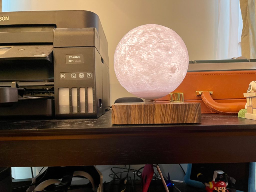 It really does levitate.
